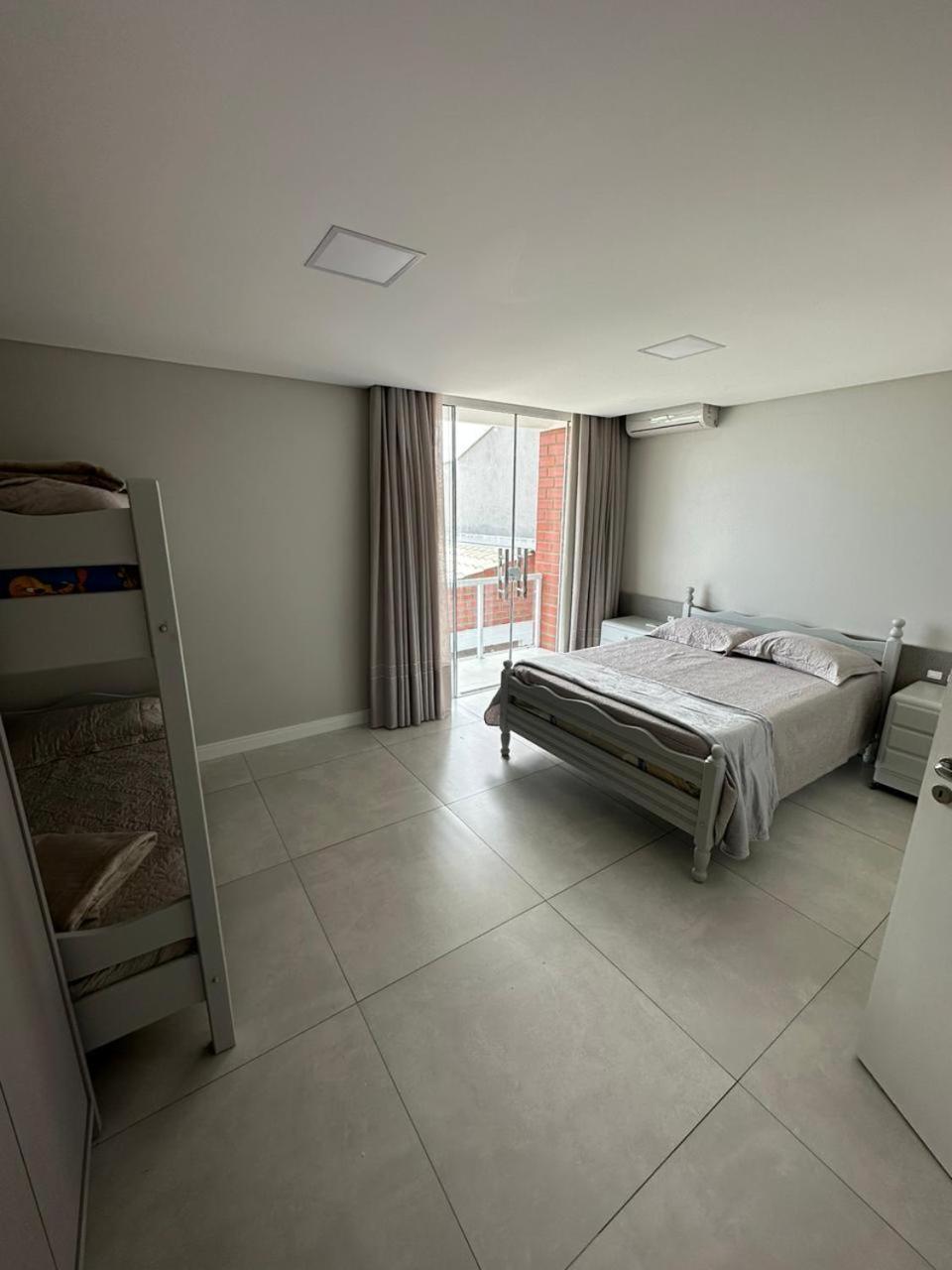 Apartamento Frente Mar Na Baia De Porto Belo Exteriér fotografie